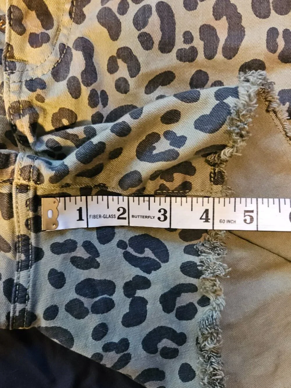 Torrid Green Leopard Shorts - Picture 5 of 5